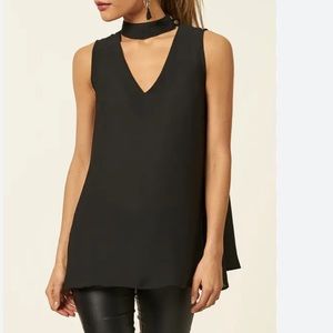 DR2 Black Cutout Neckline Sleeveless Tunic Top NWOT